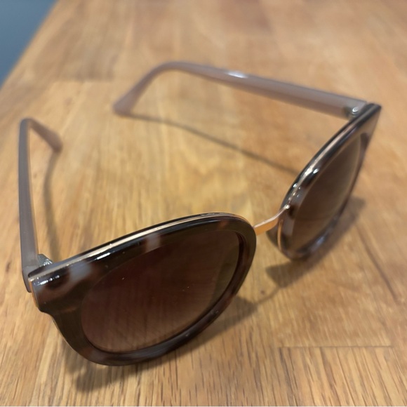 LOFT Brown and Cream Sunglasses - Picture 2 of 5